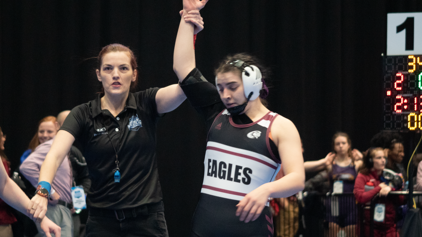 CSC Women’s Wrestling Season Ends At Nationals – KCSR / KBPY