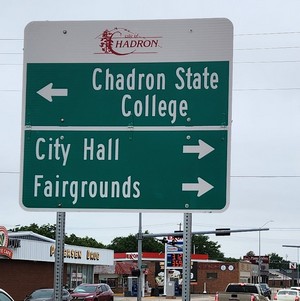 Read more about the article New signs help visitors to northwest Nebraska find places in Chadron, Crawford and Harrison – KCSR / KBPY